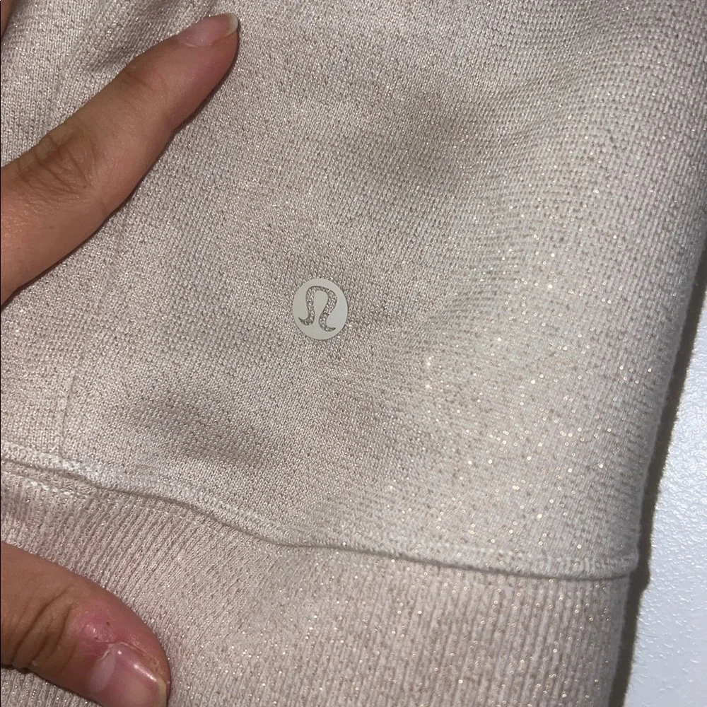 Lululemon Loungeful Hoodie- cropped. Bone/ gold glitter sparkle- EUC